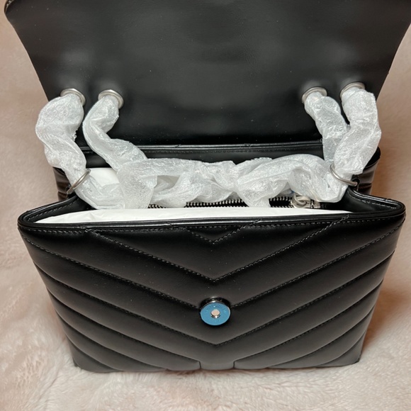 NEW YSL LOULOU Small in Quilted Leather - Black with Silver Hardware - Picture 8 of 13